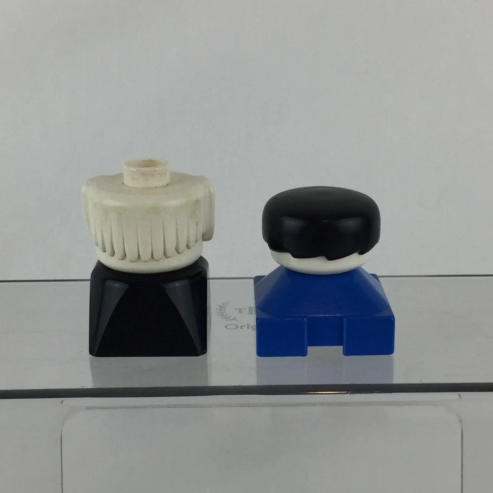 Vintage‎ LEGO Duplo Figures Square Base Lot 9pc Toddler People Dog Chairs Desk